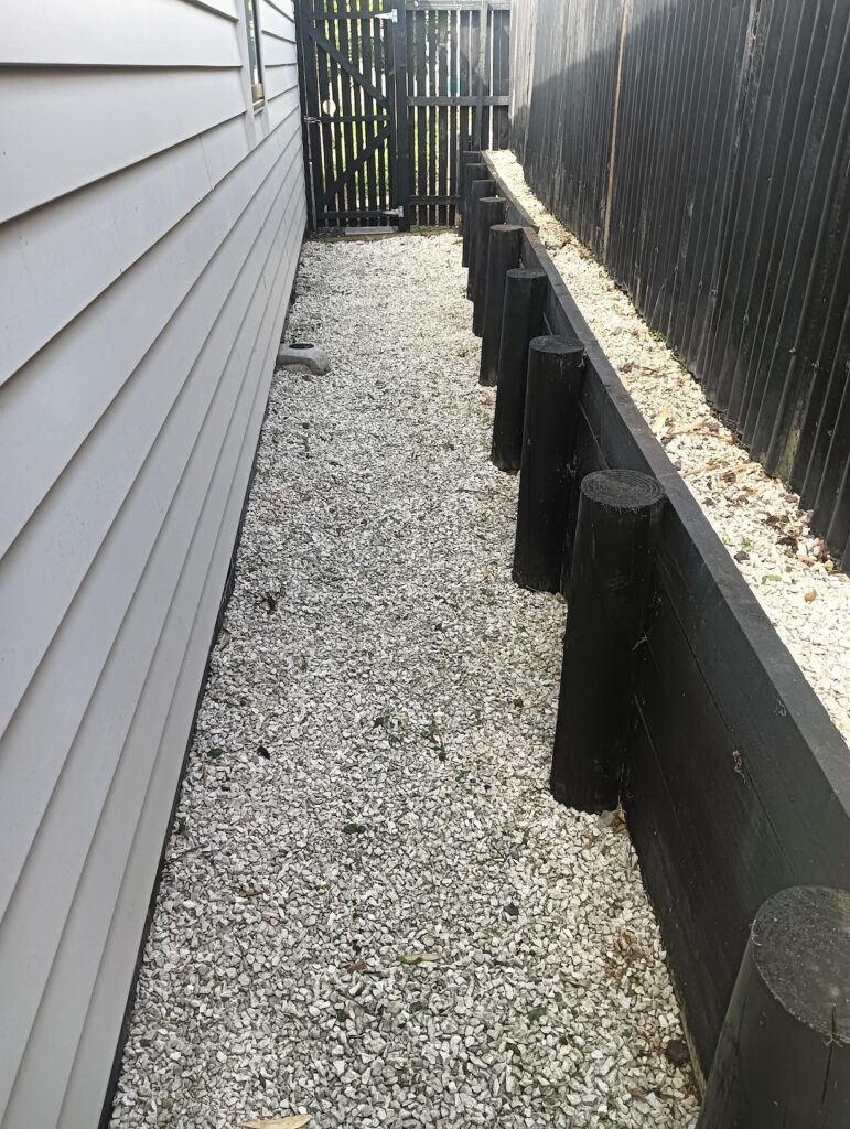 One hour later all the weeds gone